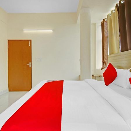 Oyo Flagship 80772 Hotel The Grand Rdc Ґазіабад Екстер'єр фото