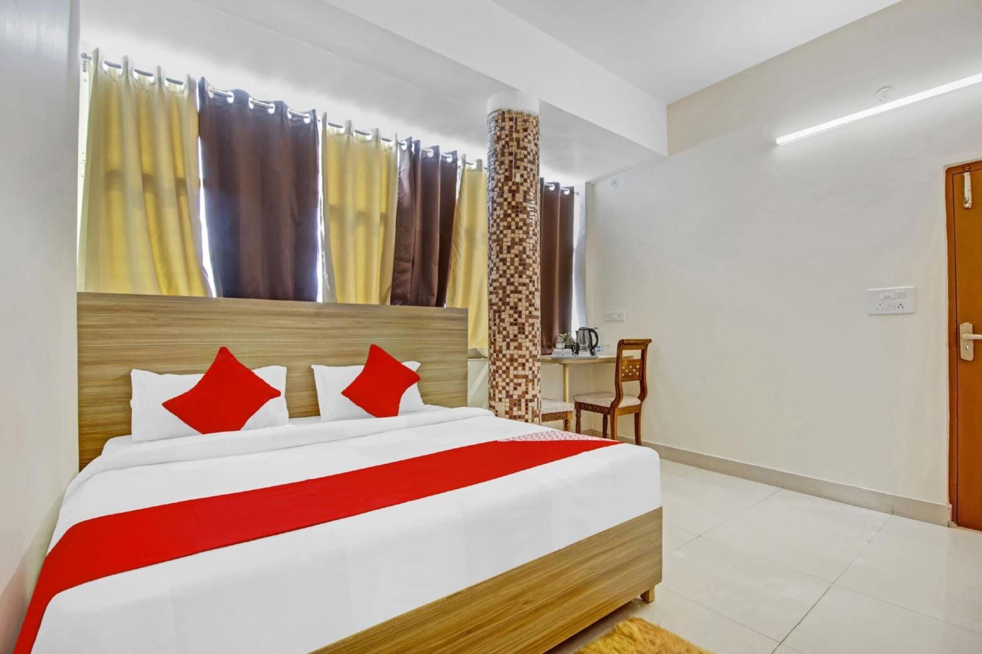 Oyo Flagship 80772 Hotel The Grand Rdc Ґазіабад Екстер'єр фото