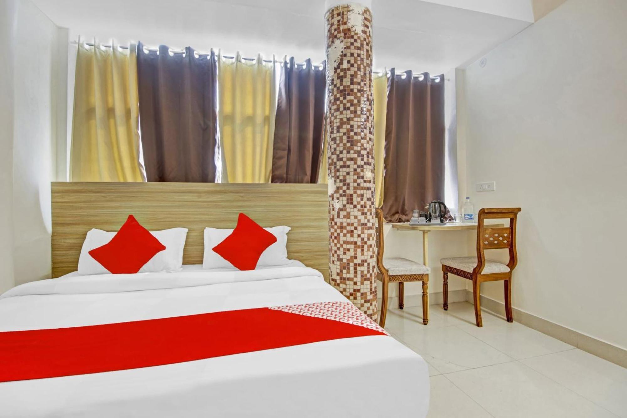 Oyo Flagship 80772 Hotel The Grand Rdc Ґазіабад Екстер'єр фото